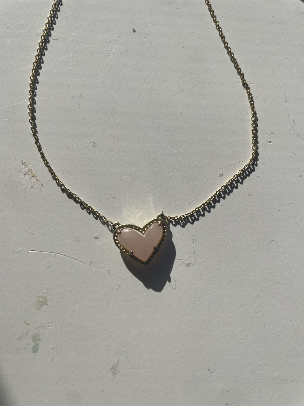 Kendra Scott Ari Heart Necklace in Pink Quartz